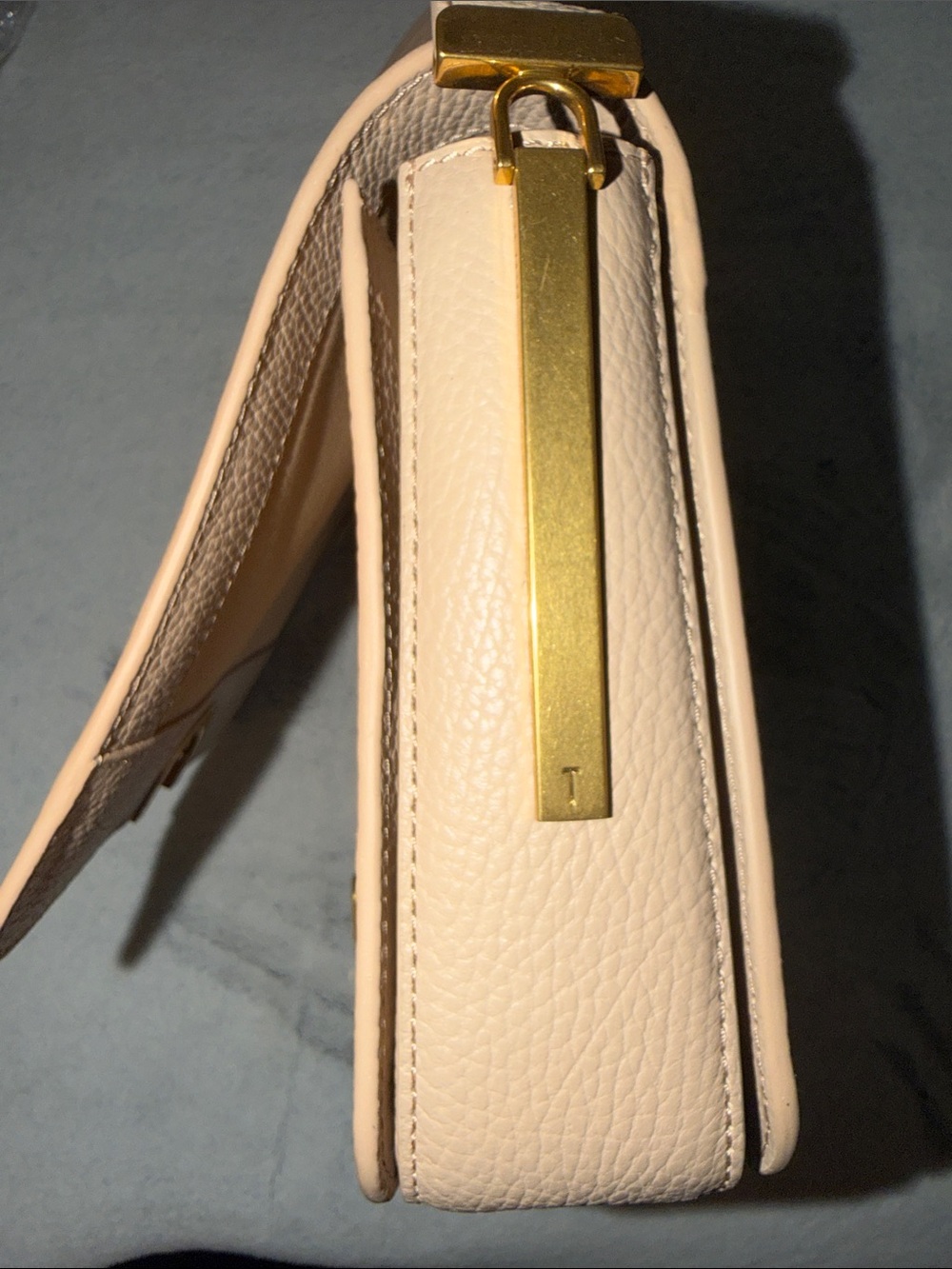 Ted Baker Nude Beige Pebbled Leather Crossbody with Gold-Tone Hardware - Picture 4 of 6